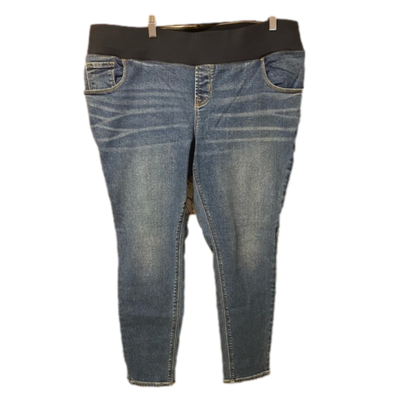 Old Navy Maternity Front-Low Panel Rockstar Super Skinny Jeans - Picture 1 of 5